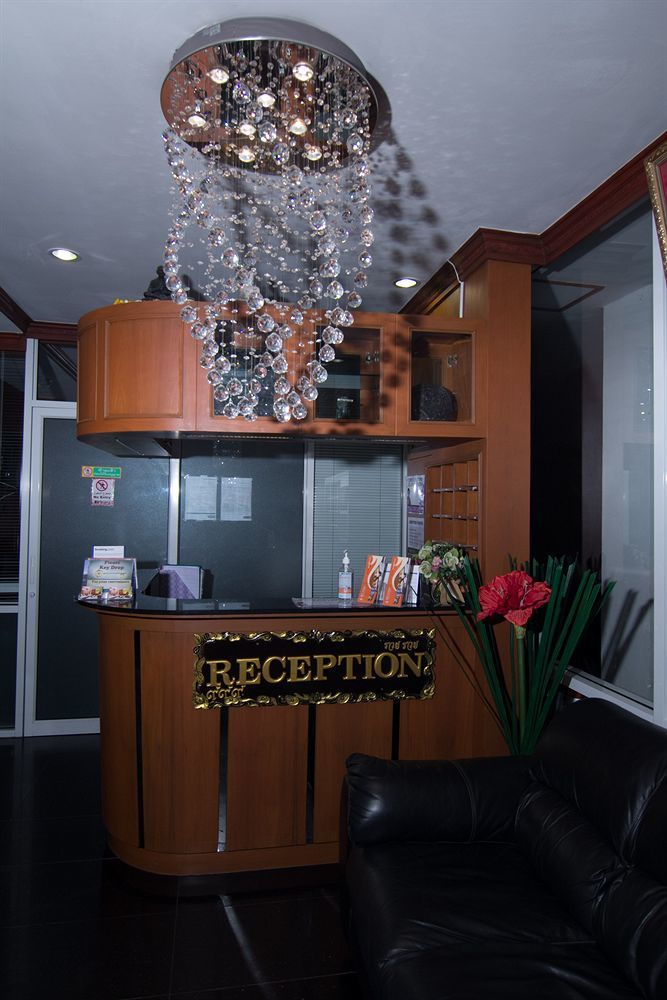 Sky Suites Bangkok Ngoại thất bức ảnh